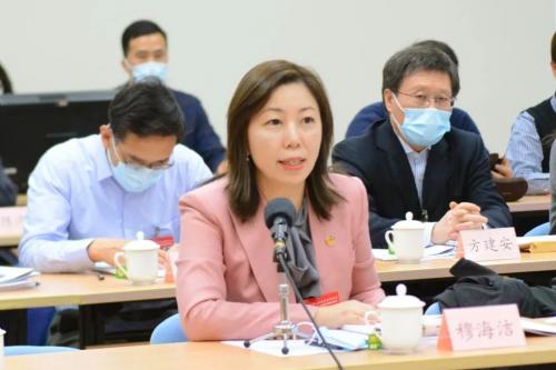 2021上海两会丨拉卡拉总裁穆海洁:助力中小企业跨越数字化鸿沟(图5)